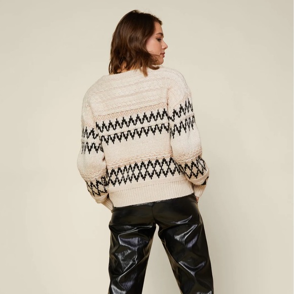 NWT fall winter geometric sweater - Picture 6 of 7